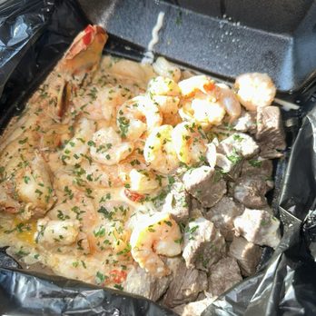 Lil Moe's Potatoes - Seafood potato - Food Trucks Near Me Lil Moe's Potatoes - Seafood potato - Food Trucks Near Me