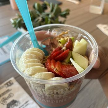 Nekter Juice Bar - Açaí PB bowl! Yummy sorry I already took a bite before taking this pic! It's delicious! - Juice Bars & Smoothies Near Me - San Antonio, Texas Nekter Juice Bar - Açaí PB bowl! Yummy sorry I already took a bite before taking this pic! It's delicious! - Juice Bars & Smoothies Near Me - San Antonio, Texas