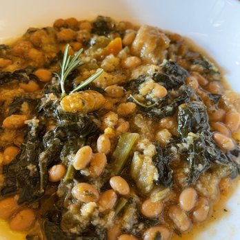 Il Borro Tuscan Bistro - They didn't have the tomato bread soup on this day but said they had a bean, vegetable and bread soup instead. Yum!! - Bistros Near Me - Florence, FI