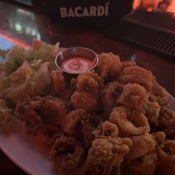 Red Bottle Bar - Calamari - Cocktail Bars Near Me - Elmwood Park, Illinois