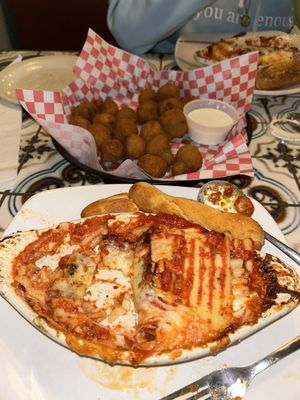 Spanky's by null