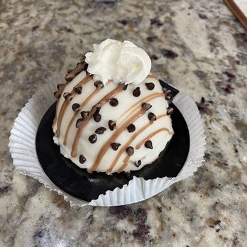Sweet Eats Bakery - White Chocolate Cream With Chocolate Chips Bombe - Bakeries Near Me - Voorhees, New Jersey