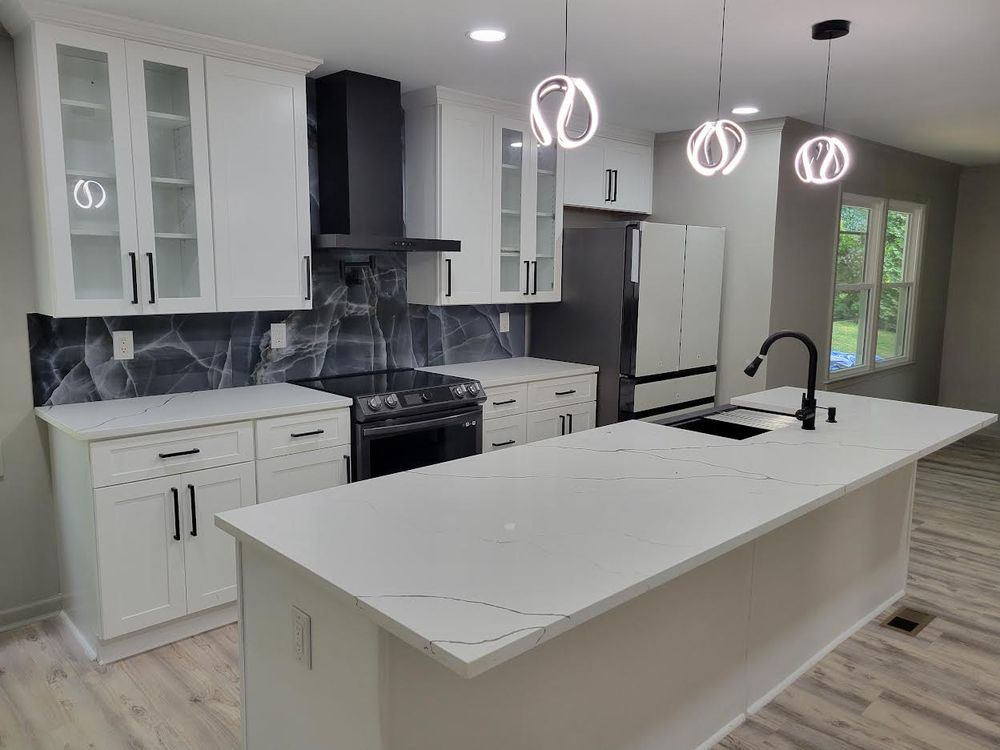 Slide of Ace Roof & Construction