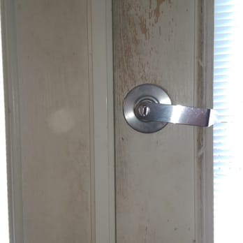Red Shoes RV Resort - Dirty, paint peeling on inside of front door. - Campgrounds Near Me - Kinder, Louisiana Red Shoes RV Resort - Dirty, paint peeling on inside of front door. - Campgrounds Near Me - Kinder, Louisiana
