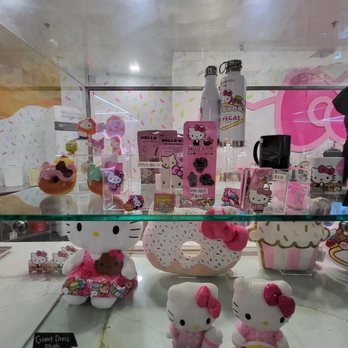 Hello Kitty Cafe - Merch - Desserts Near Me - Las Vegas, Nevada