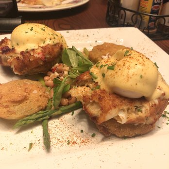 Miss Shirley's Cafe, Inner Harbor - Crab cake / fried green tomato eggs benedict - Breakfast & Brunch Near Me - Baltimore, Maryland Miss Shirley's Cafe, Inner Harbor - Crab cake / fried green tomato eggs benedict - Breakfast & Brunch Near Me - Baltimore, Maryland