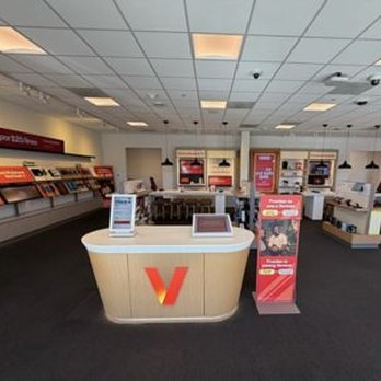 Verizon - Mobile Phones Near Me - Riverside, California Verizon - Mobile Phones Near Me - Riverside, California