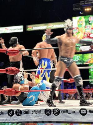 Arena México by null