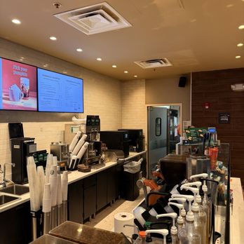 Starbucks - Clean - Coffee & Tea Near Me - Miami, Florida Starbucks - Clean - Coffee & Tea Near Me - Miami, Florida