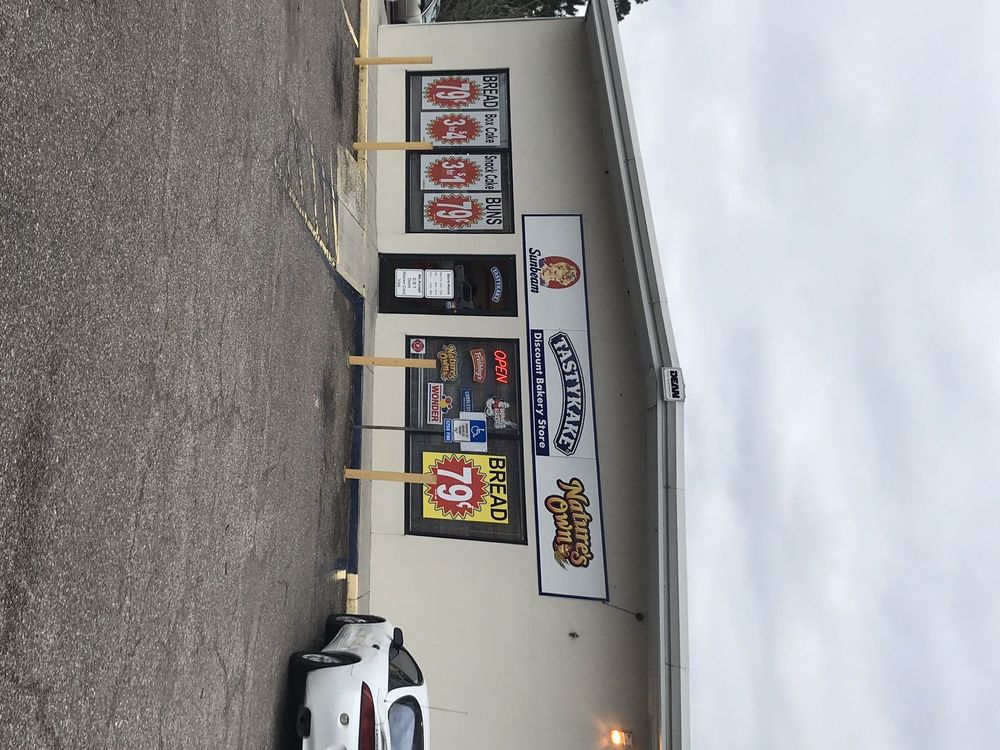 FLOWERS FOODS STORE 980 Updated July 2024 26 Photos 96041 Nassau