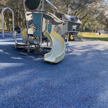 Lee P Moore Park - Parks Near Me - Sanford, Florida