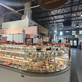 David Ramirez Chocolates - Chocolatiers & Shops Near Me - Winter Garden, Florida