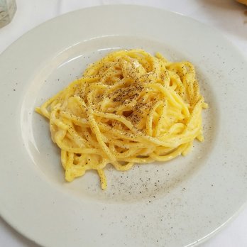 Maccheroni - Cacio e pepe - Roman Near Me - Rome, RM