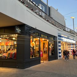 Lucky Brand