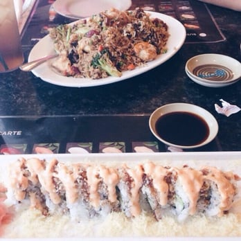 Ginza Sushi - Ten ingredient fried rice and crunchy roll - Sushi Bars Near Me - National City, California Ginza Sushi - Ten ingredient fried rice and crunchy roll - Sushi Bars Near Me - National City, California