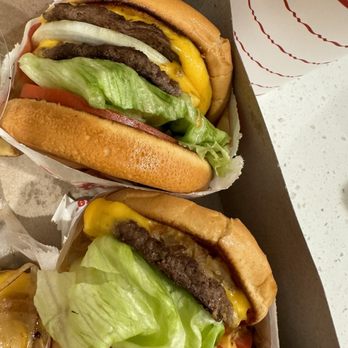 In-N-Out Burger - Fast Food Near Me - Chula Vista, California In-N-Out Burger - Fast Food Near Me - Chula Vista, California