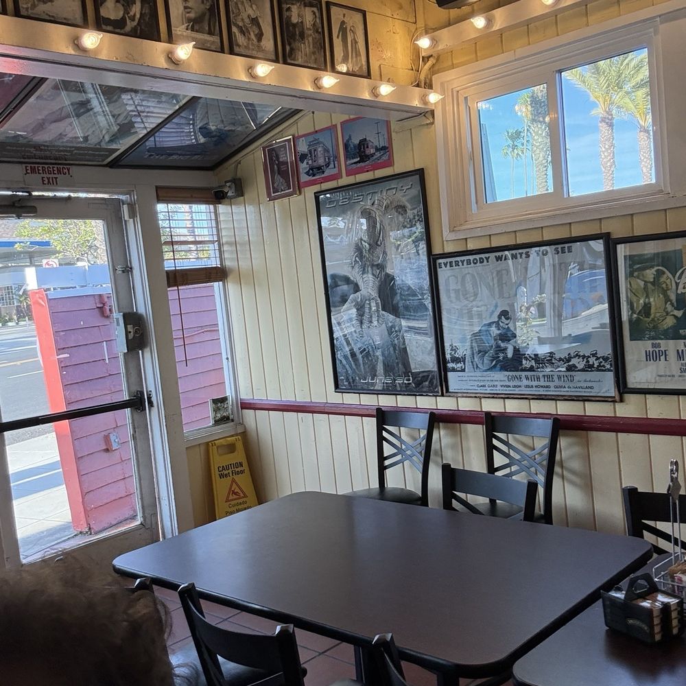 Harbor House Café - Interior - American Near Me - Dana Point, California Harbor House Café - Interior - American Near Me - Dana Point, California