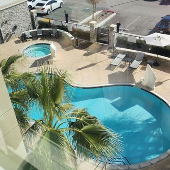 Staybridge Suites Temecula - Wine Country - View of the pool from our room. January 2024 - Hotels Near Me - Temecula, California