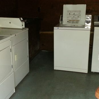 Lake Champlain Camping - Laundry room - Campgrounds Near Me - Port Kent, New York Lake Champlain Camping - Laundry room - Campgrounds Near Me - Port Kent, New York