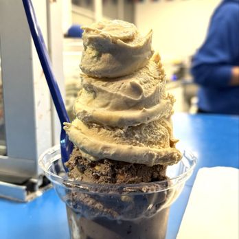 Handel's Homemade Ice Cream - Ice Cream & Frozen Yogurt Near Me - Pasadena, California