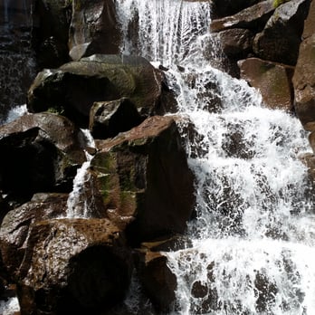 Waterfall Garden - Parks Near Me - Seattle, Washington Waterfall Garden - Parks Near Me - Seattle, Washington