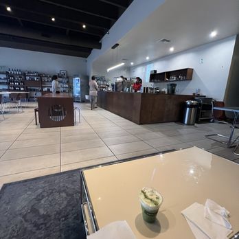 Easy Does It - inside - Coffee & Tea Near Me - San Diego, California Easy Does It - inside - Coffee & Tea Near Me - San Diego, California