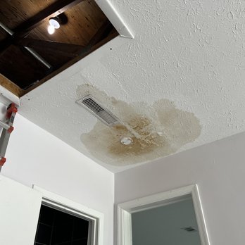 Stone Eagle Home Inspections - Damage caused by inspector. - Home Inspectors Near Me - Hudson, Florida Stone Eagle Home Inspections - Damage caused by inspector. - Home Inspectors Near Me - Hudson, Florida