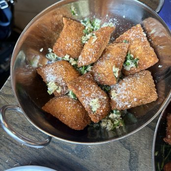 Salt + Smoke - Barbeque Near Me - St. Louis, Missouri