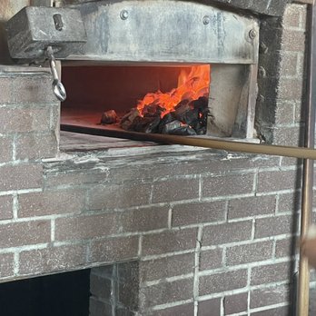 Brooklyn's Brick Oven Pizzeria - Pizza Near Me - Hackensack, New Jersey