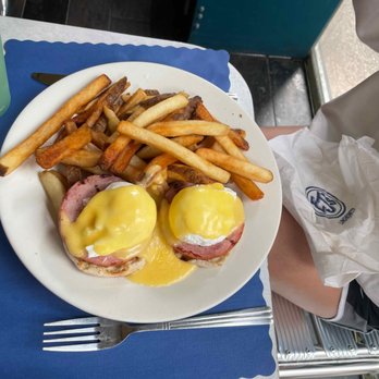 EJ's Luncheonette - Eggs Benedict - Diners Near Me - New York, New York