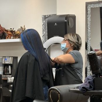 Angie's Beauty Salon - Hair Salons Near Me - Chicago, Illinois Angie's Beauty Salon - Hair Salons Near Me - Chicago, Illinois