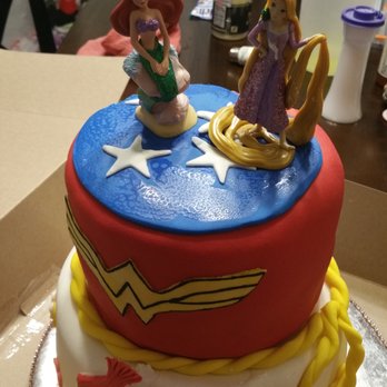 Smallcakes - Cupcakes Near Me - Rosenberg, Texas
