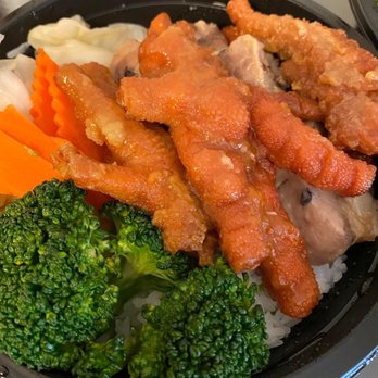 99 Ranch Market - Chicken feet and steam ribs bowl - Seafood Markets Near Me - Irvine, California 99 Ranch Market - Chicken feet and steam ribs bowl - Seafood Markets Near Me - Irvine, California