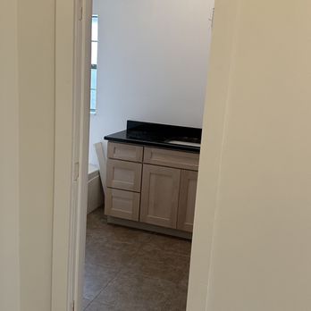 Epic Edge Contracting - Doorway to the bathroom I can't even walk through and I'm only 160 lbs - General Contractors Near Me - Houston, Texas Epic Edge Contracting - Doorway to the bathroom I can't even walk through and I'm only 160 lbs - General Contractors Near Me - Houston, Texas