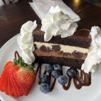 Captain Jack's Island Grill - Tuxedo chocolate mousse cake - American Near Me - Lahaina, Hawaii Captain Jack's Island Grill - Tuxedo chocolate mousse cake - American Near Me - Lahaina, Hawaii