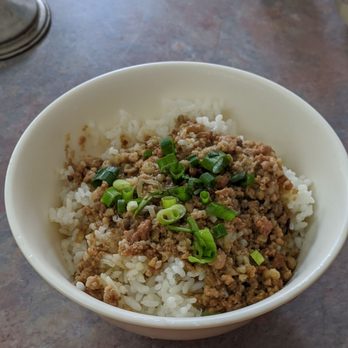 Seasons Taiwanese Eatery - Luroufan - Taiwanese Near Me - Honolulu, Hawaii Seasons Taiwanese Eatery - Luroufan - Taiwanese Near Me - Honolulu, Hawaii