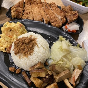 Kingchops Irvine - Porkchop with rice and sides - Taiwanese Near Me - Irvine, California Kingchops Irvine - Porkchop with rice and sides - Taiwanese Near Me - Irvine, California