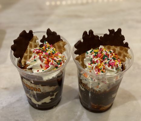 Ghirardelli Soda Fountain & Chocolate Shop (Disneyland) by null