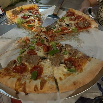 Villa Italia Pizzeria - 18" Supreme Pizza - Pizza Near Me - Largo, Florida