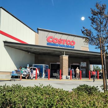 Costco - Front - Wholesale Stores Near Me - Murrieta, California Costco - Front - Wholesale Stores Near Me - Murrieta, California
