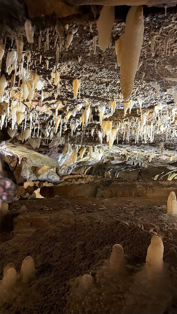Ohio Caverns