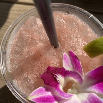 Mack's Handcrafted Soda + Pops - Limeade - Food Trucks Near Me - Haleiwa, Hawaii