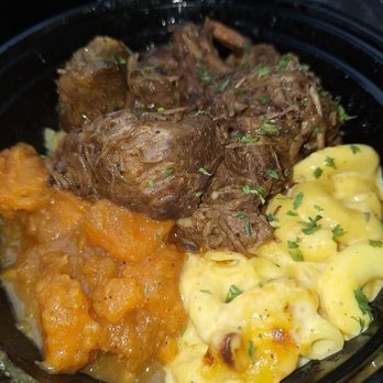 Soul’d Out Cuisine - Beef tips, yams, mac and cheese - Soul Food Near Me
