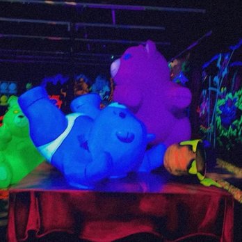 Monster Mini Golf Bellevue - Mini Golf Near Me - Bellevue, Washington