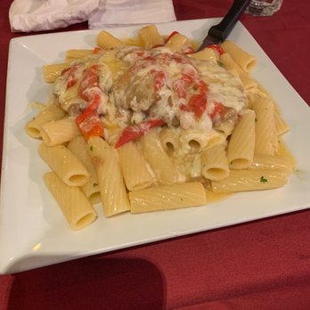 Pappardelle's Pizzeria & Restaurant - Chicken Caprese one of the specials for today looks delicious..... - Pizza Near Me - Bethpage, New York Pappardelle's Pizzeria & Restaurant - Chicken Caprese one of the specials for today looks delicious..... - Pizza Near Me - Bethpage, New York