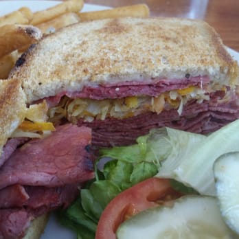 Lucky Grill - Reuben Comes with lettuce, tomato, pickle & 1000 island dressing; fries or onion rings - Diners Near Me - Chicago, Illinois