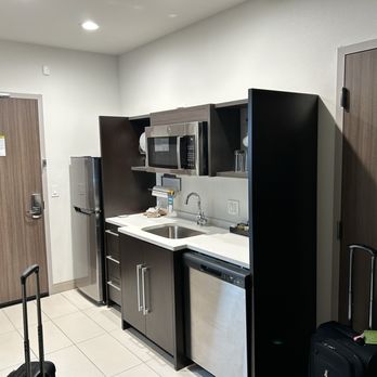 Home2 Suites by Hilton Redding - Hotels Near Me - Redding, California Home2 Suites by Hilton Redding - Hotels Near Me - Redding, California