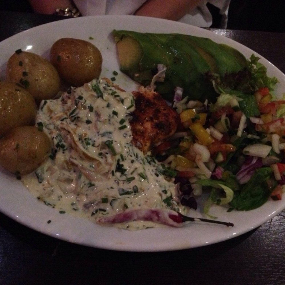 Cafe Sol - Tequila Salmon - Bars Near Me - London, XGL