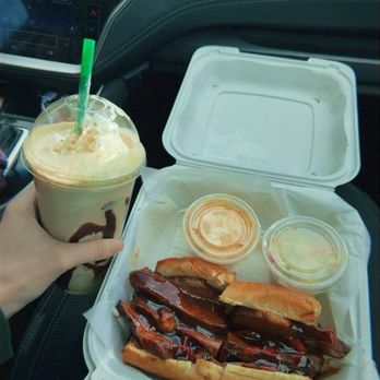 Eastern Sierra Fruit Co. - Tri tip sandwich and Cookie Monster shake - Barbeque Near Me - Mammoth Lakes, California Eastern Sierra Fruit Co. - Tri tip sandwich and Cookie Monster shake - Barbeque Near Me - Mammoth Lakes, California