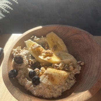 Emmett’s Cafe - Overnight oats - Cafes Near Me - Columbus, Ohio Emmett’s Cafe - Overnight oats - Cafes Near Me - Columbus, Ohio